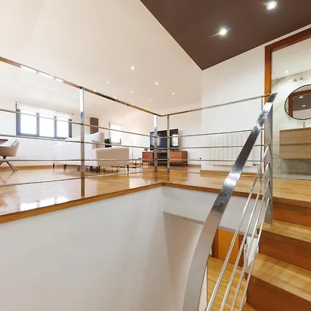 Bravissimo Placa Catalunya 10, Duplex Penthouse Girona