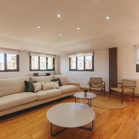 Bravissimo Placa Catalunya 10, Duplex Penthouse Apartment