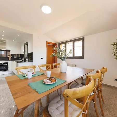 Bravissimo Placa Catalunya 10, Duplex Penthouse Apartment Girona