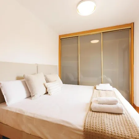 Bravissimo Placa Catalunya 10, Duplex Penthouse