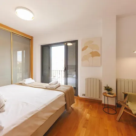 Apartment Bravissimo Placa Catalunya 10, Duplex Penthouse