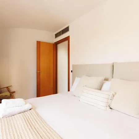 Bravissimo Placa Catalunya 10, Duplex Penthouse Girona