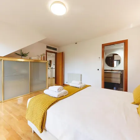 Bravissimo Placa Catalunya 10, Duplex Penthouse * Girona