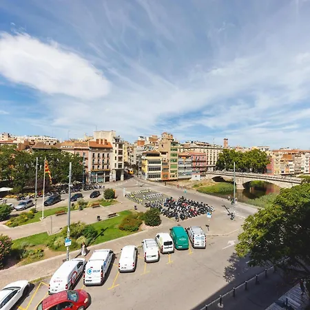 Bravissimo Placa Catalunya 10, Duplex Penthouse Girona